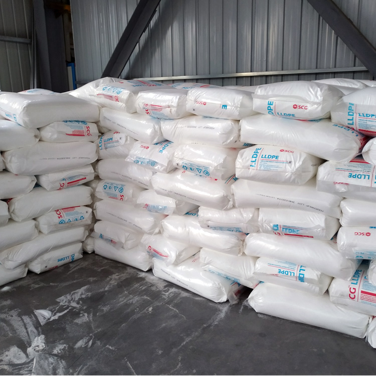 塑料水塔采用进口PE原料